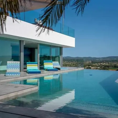 Villa Moderna Con Piscina Santa Eulalia