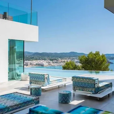 Villa Moderna Con Piscina Santa Eulalia