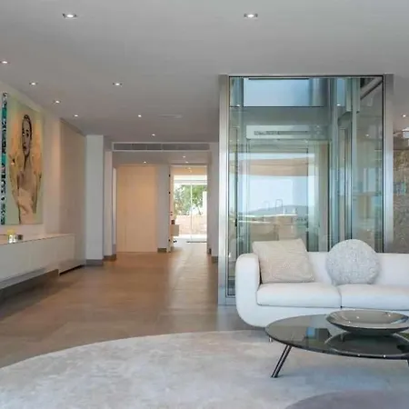 Villa Moderna Con Piscina Santa Eulalia *